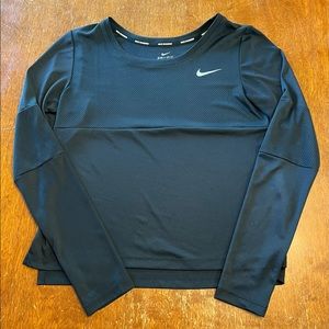Nike Womens long sleeve